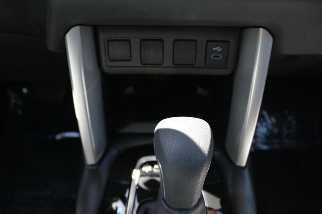 2025 Toyota Corolla Cross Hybrid SE