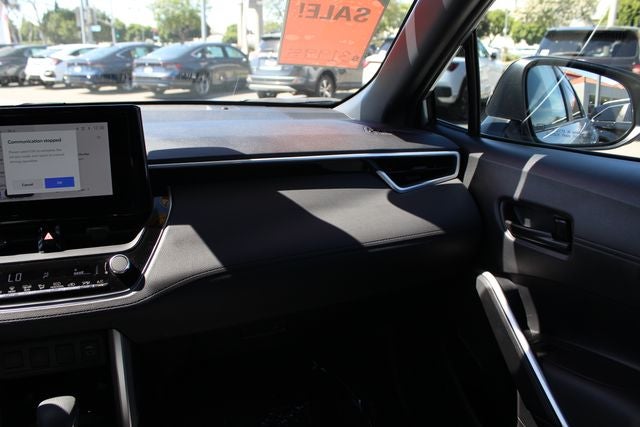 2025 Toyota Corolla Cross Hybrid SE