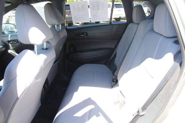 2025 Toyota Corolla Cross Hybrid SE