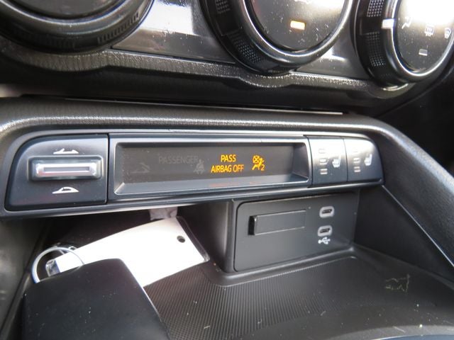 2025 Mazda Mazda MX-5 Club