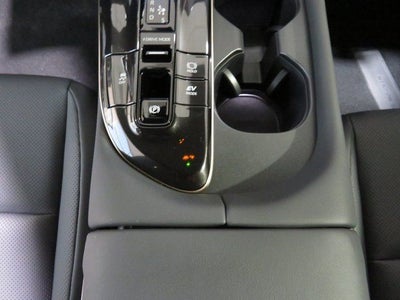 2025 Toyota Toyota Crown Signia Limited