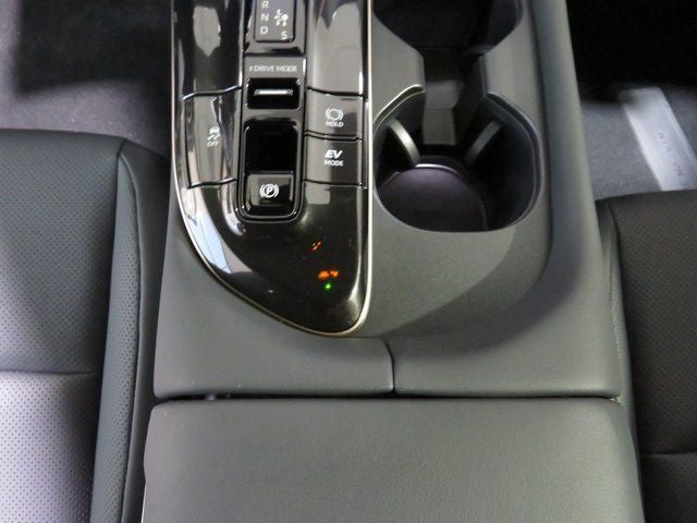 2025 Toyota Toyota Crown Signia Limited