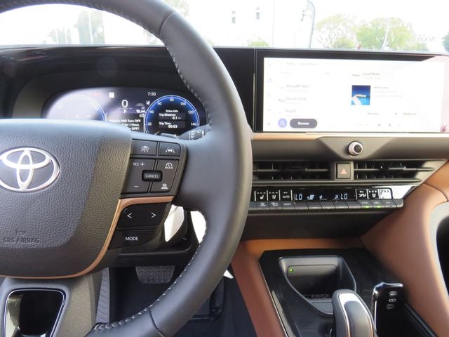 2026 Toyota Crown Signia XLE