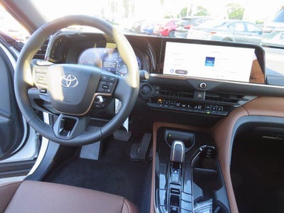 2026 Toyota Toyota Crown Signia XLE