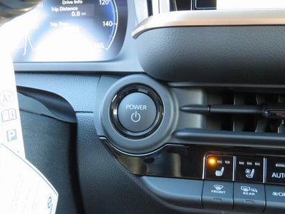 2026 Toyota Toyota Crown Signia XLE