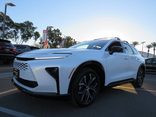 2026 Toyota Toyota Crown Signia XLE