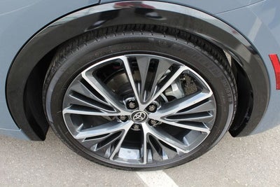 2023 Toyota Prius XLE