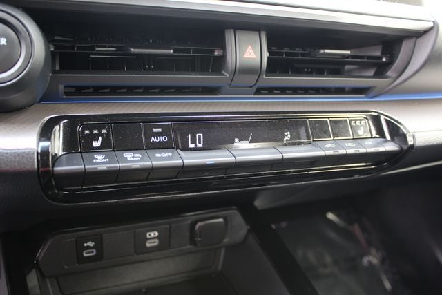 2023 Toyota Prius XLE