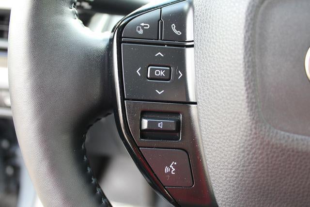 2023 Toyota Prius XLE