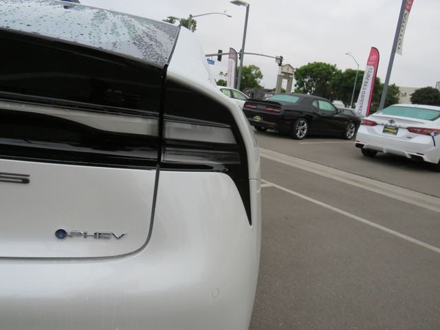 2026 Toyota Prius Plug-In Hybrid SE