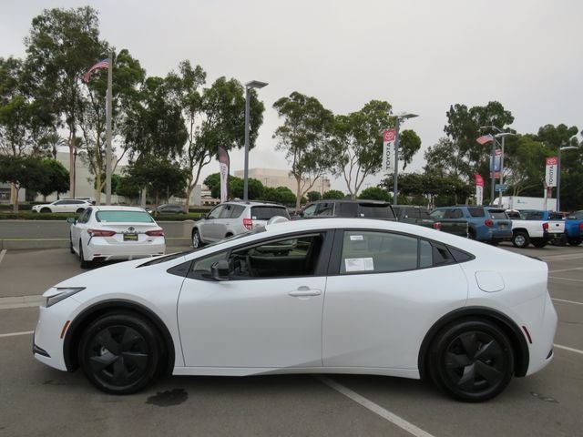 2026 Toyota Prius Plug-In Hybrid SE