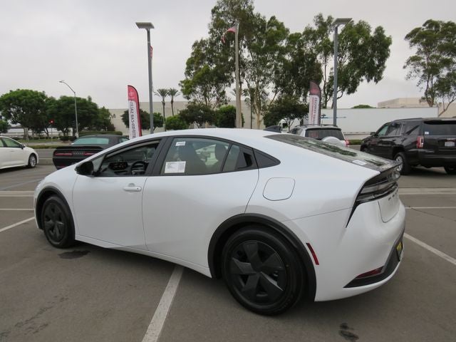 2026 Toyota Prius Plug-In Hybrid SE