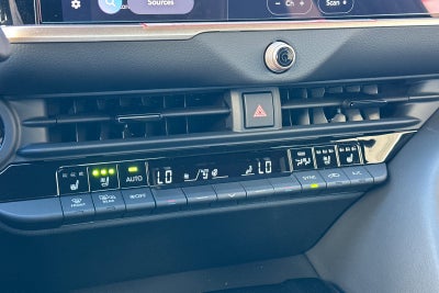 2027 Toyota Toyota Crown Limited
