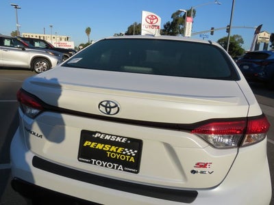 2026 Toyota COROLLA HYBRID SE