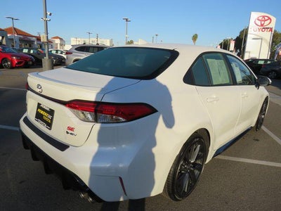 2026 Toyota COROLLA HYBRID SE