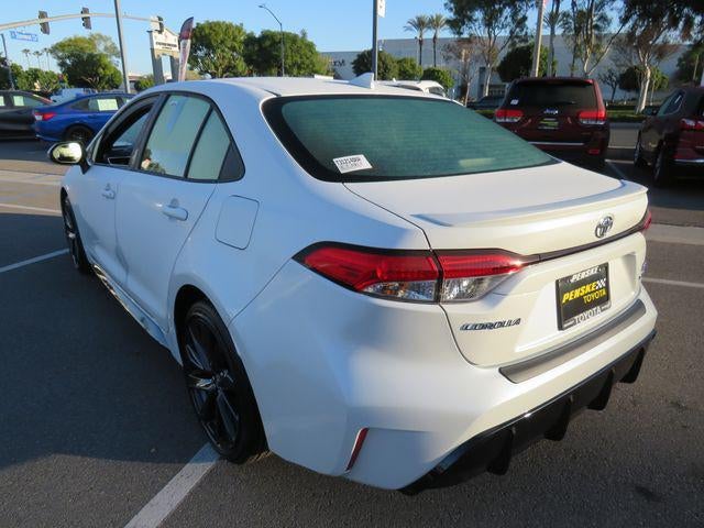 2026 Toyota COROLLA HYBRID SE