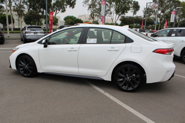 2026 Toyota Corolla Hybrid SE