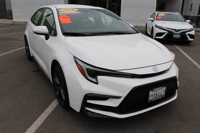 2026 Toyota Corolla Hybrid SE