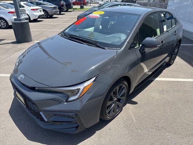 2026 Toyota COROLLA HYBRID SE