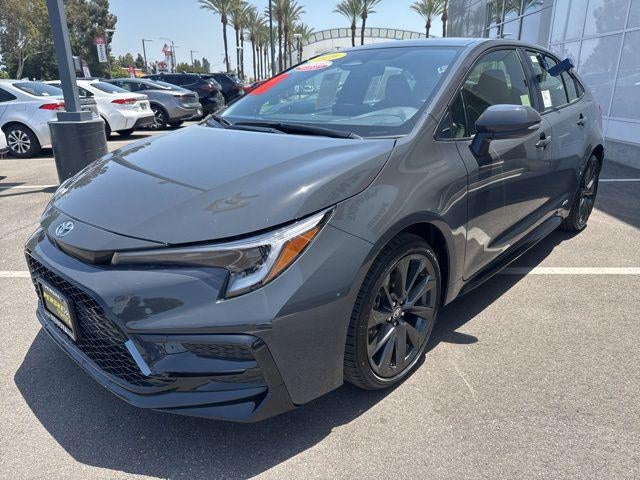 2026 Toyota COROLLA HYBRID SE