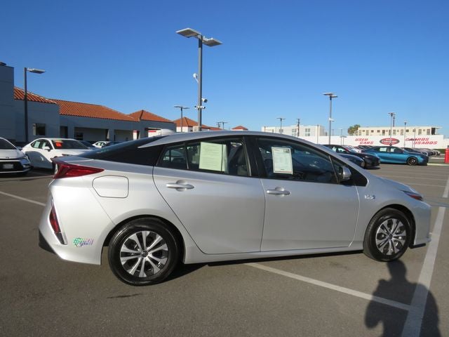 2021 Toyota PRIUS PRIME LE