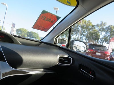 2021 Toyota PRIUS PRIME LE