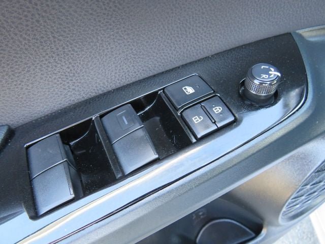 2021 Toyota PRIUS PRIME LE