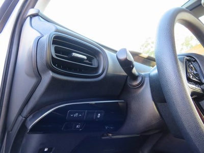 2022 Toyota PRIUS L Eco