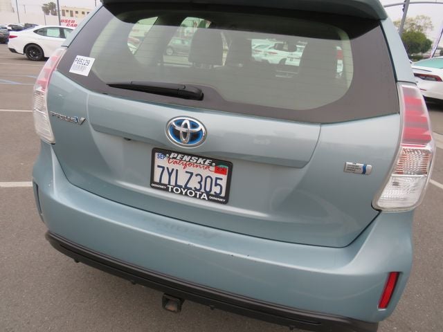 2015 Toyota PRIUS v Five