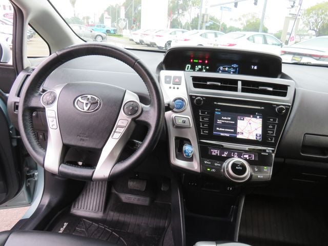 2015 Toyota PRIUS v Five