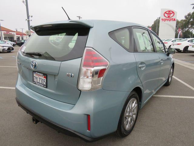 2015 Toyota PRIUS v Five