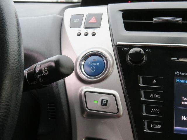 2015 Toyota PRIUS v Five