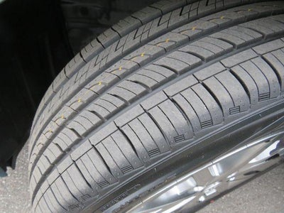 2015 Toyota PRIUS v Five