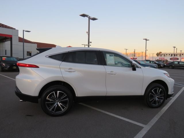 2023 Toyota Venza LE