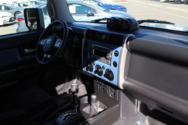 2011 Toyota FJ CRUISER Base