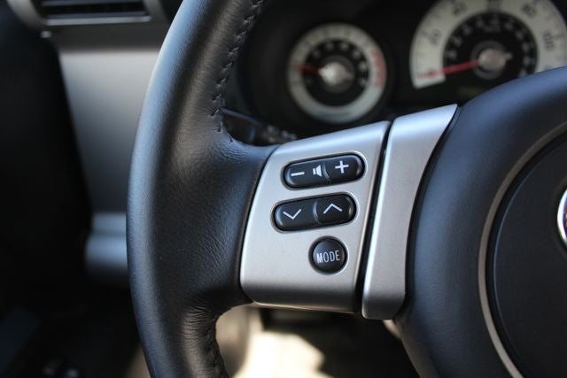 2011 Toyota FJ CRUISER Base