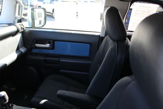 2011 Toyota FJ CRUISER Base