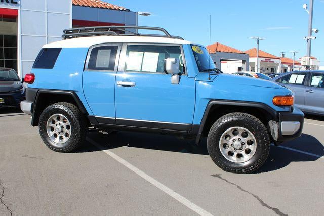 2011 Toyota FJ CRUISER Base