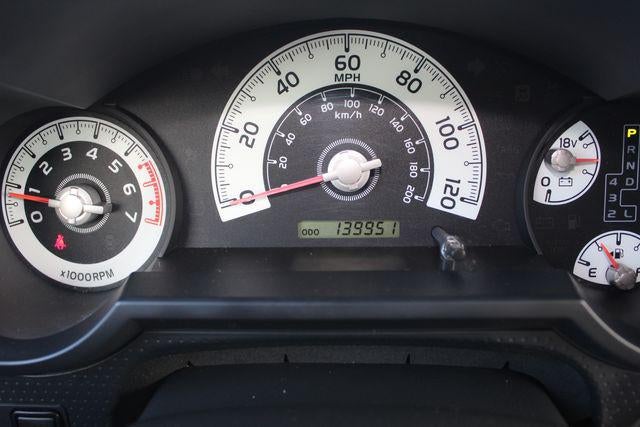 2011 Toyota FJ CRUISER Base
