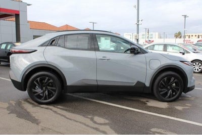 2026 Toyota C-HR SE