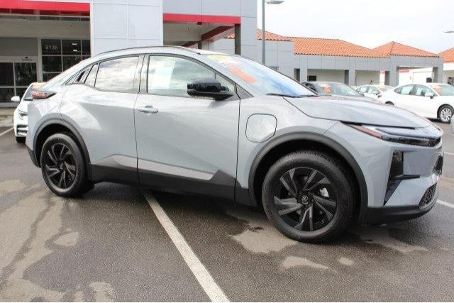 2026 Toyota C-HR SE