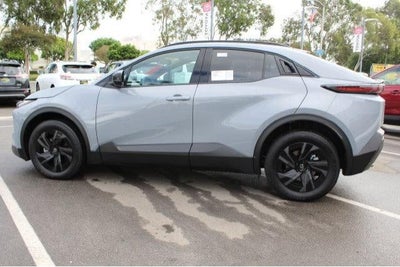 2026 Toyota C-HR SE