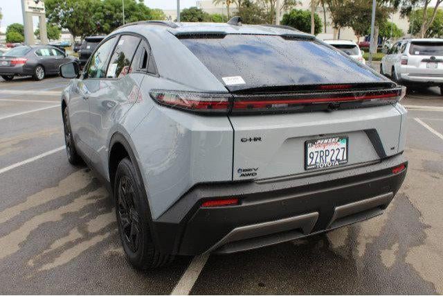 2026 Toyota C-HR SE
