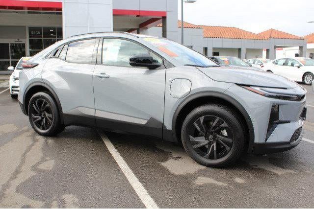 2026 Toyota C-HR SE