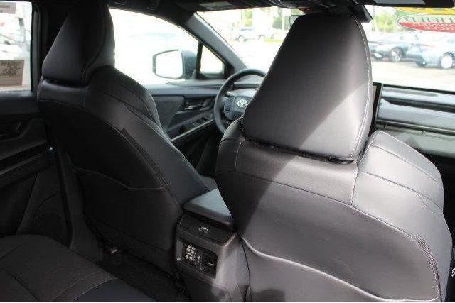 2026 Toyota C-HR SE
