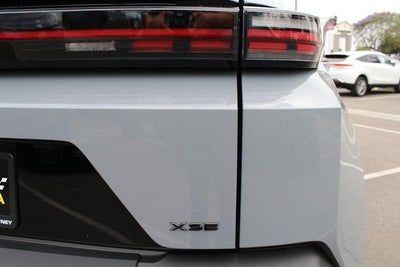 2026 Toyota C-HR XSE