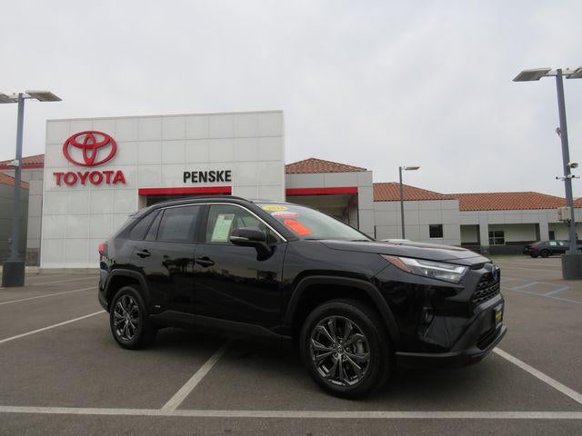 2024 Toyota RAV4 HYBRID XLE Premium