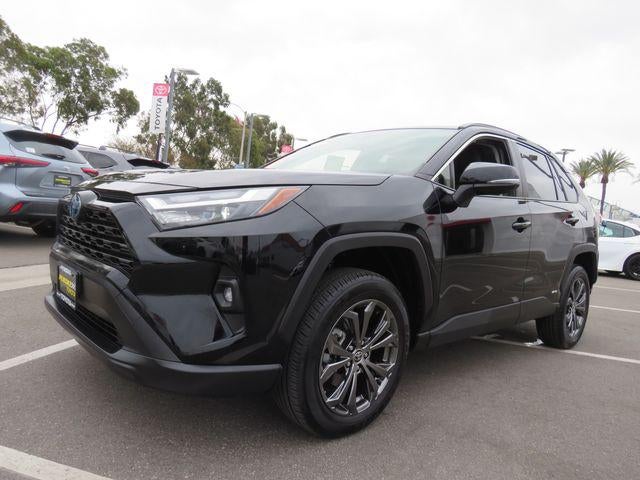 2024 Toyota RAV4 HYBRID XLE Premium