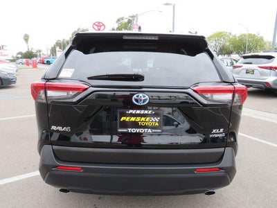 2024 Toyota RAV4 HYBRID XLE Premium