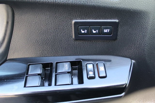 2017 Toyota RAV4 Hybrid Limited